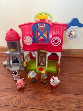 Little People Caring For Animals Farm Playset with Farmer Jed Figure